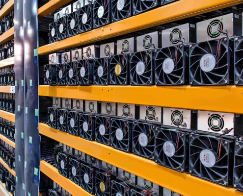 The Economics of Bitcoin Mining: Buying vs. Growing